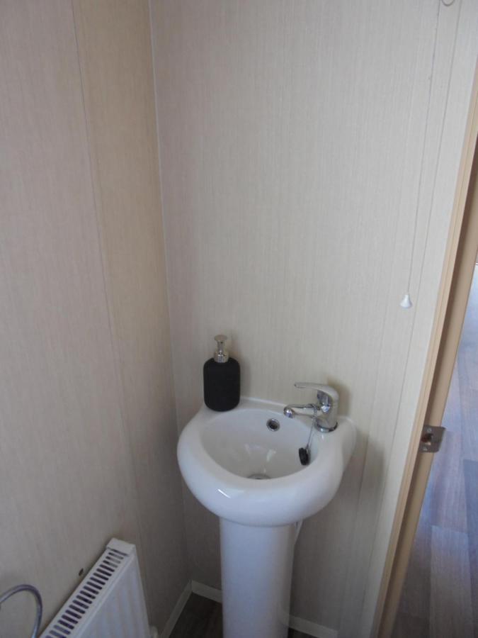 Kingfisher : Horizon Ii:- 8 Berth, Close To Site Entrance Ingoldmells Exterior foto